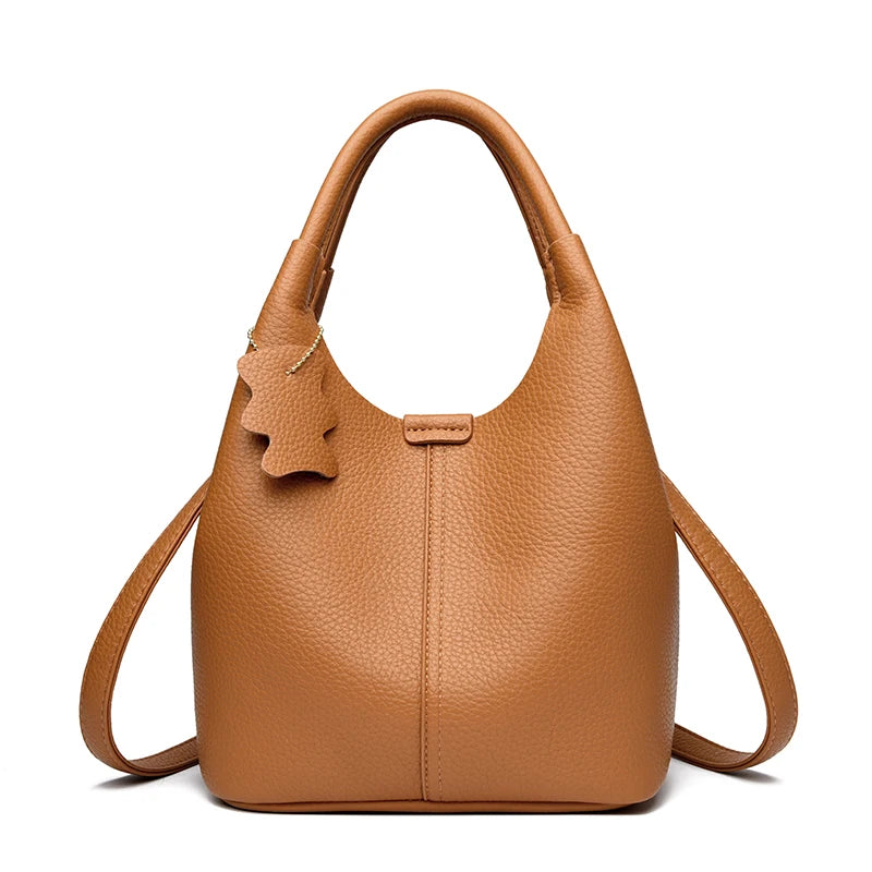 Bolsa Bucket Soft Leather Versátil