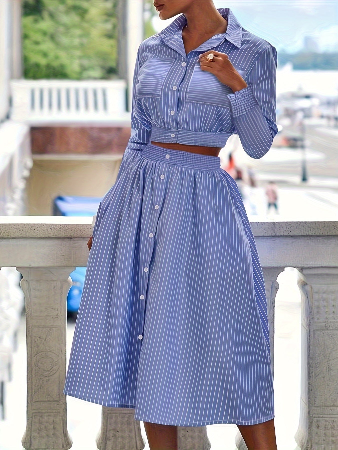 Conjunto Listrado Feminino Top Cropped Botão Frontal + Saia Godê – Estilo & Verão