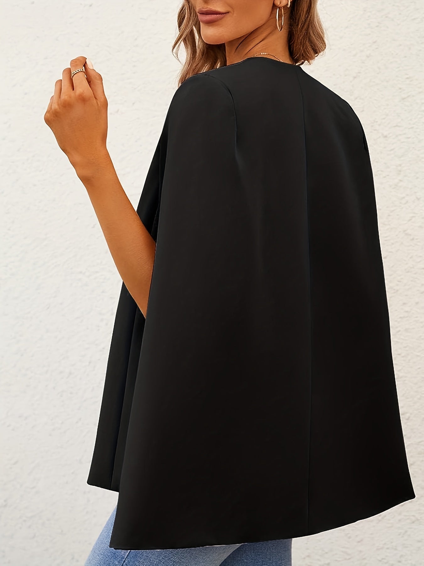 Blazer Feminino Bege Leve – Casual & Elegante com Mangas Fendas, Sem Fecho