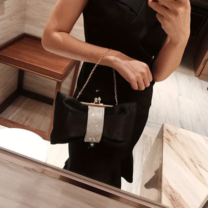 Clutch Feminina Pedraria com Corrente Metalizada – Brilho & Distinção para a Noite