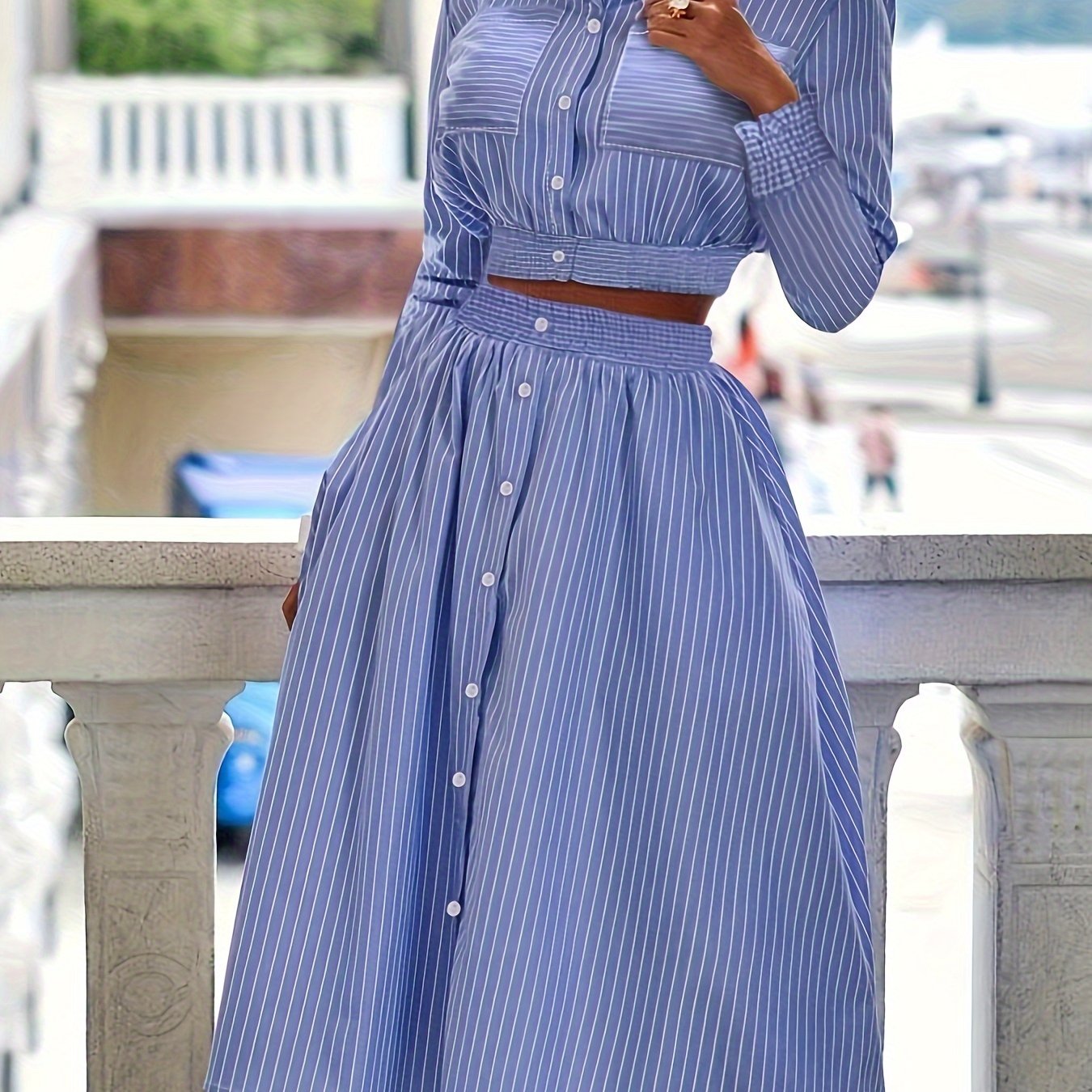 Conjunto Listrado Feminino Top Cropped Botão Frontal + Saia Godê – Estilo & Verão