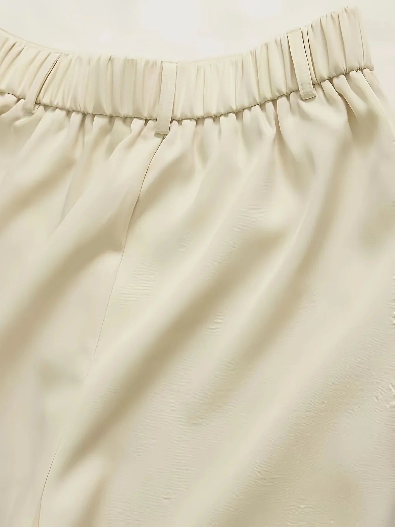 Conjunto Feminino Blazer & Calça – Sofisticação em Poliéster para Todas as Ocasiões