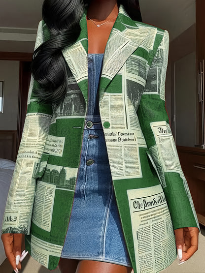 Casaco Plus Size Print Newspaper – Impacto Elegante