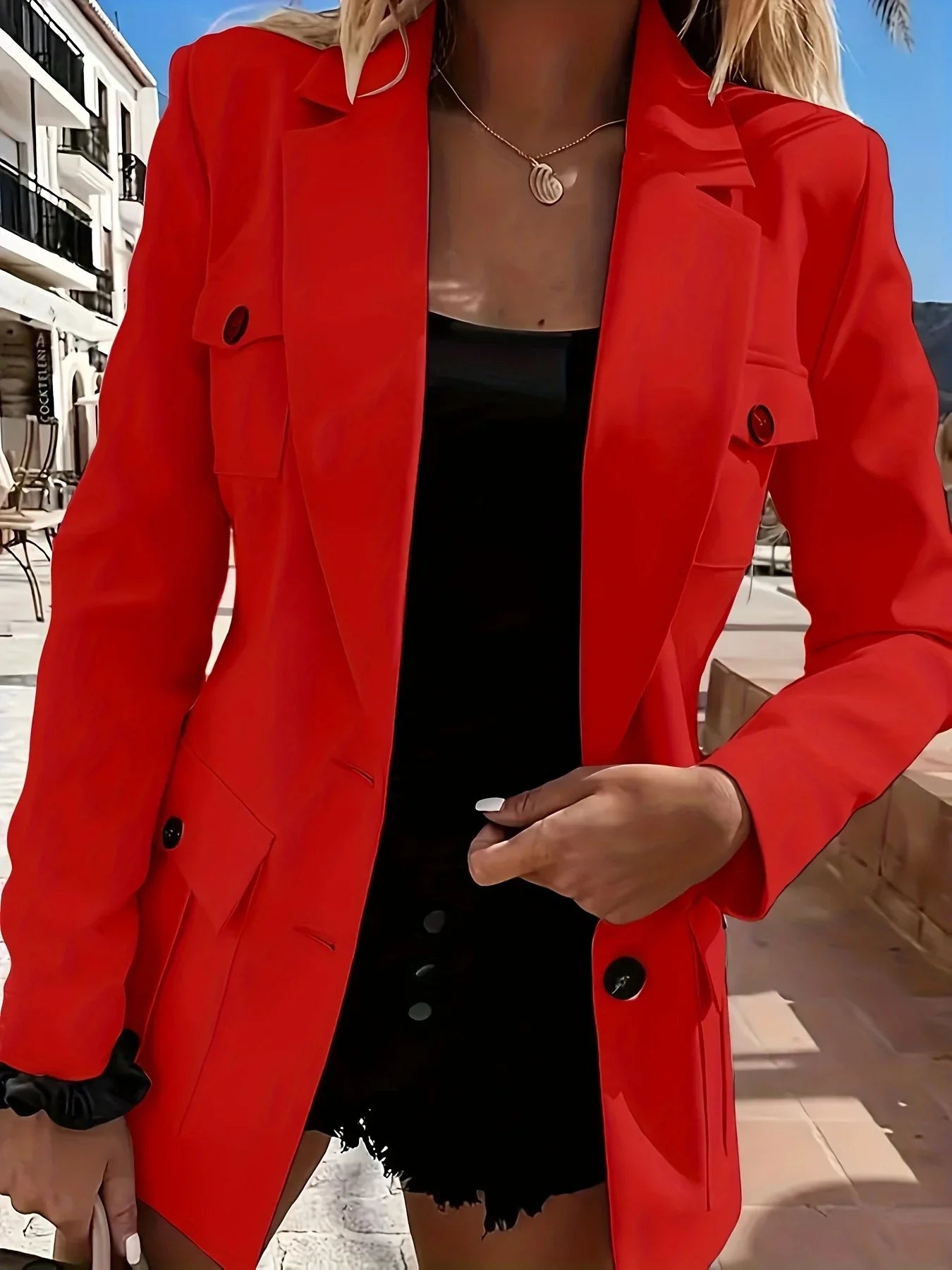 Blazer de Alfaiataria Branca – Toque Moderno para o Look Profissional