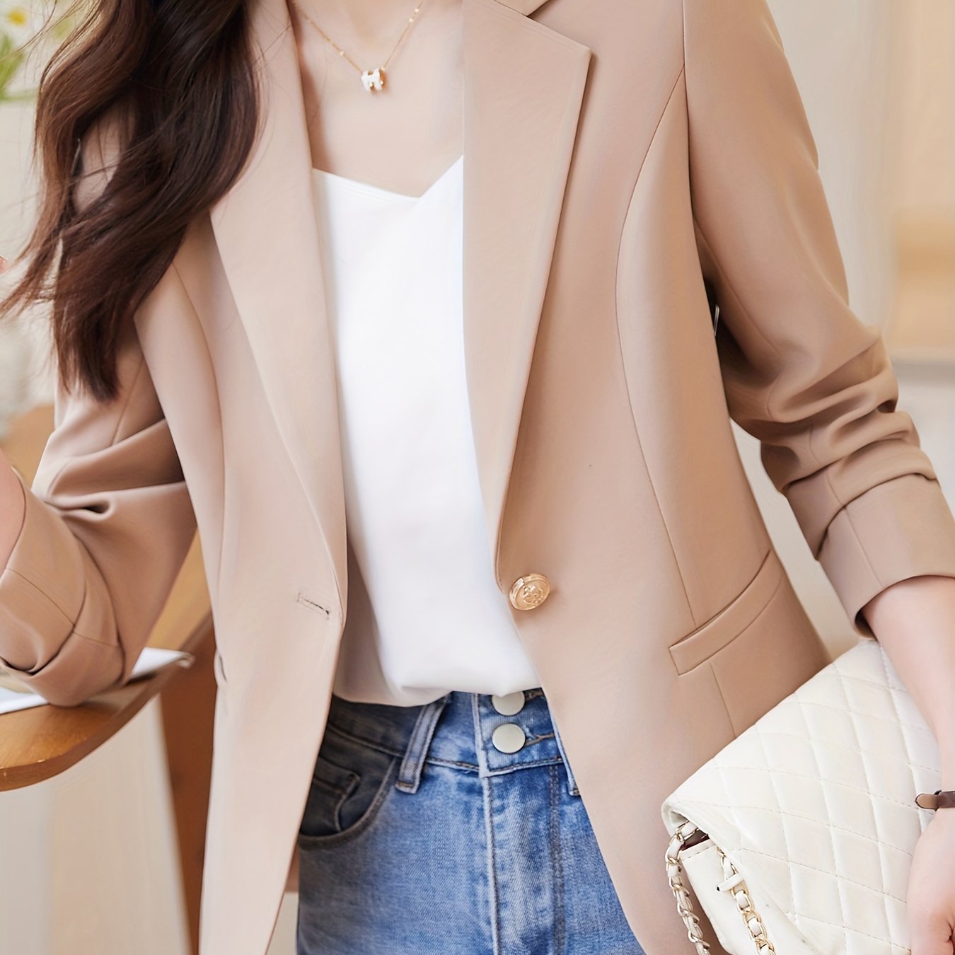Blazer Feminino de Lapela com Fechamento de Um Botão – Manga Longa, Frente Aberta, para Trabalho e Escritório