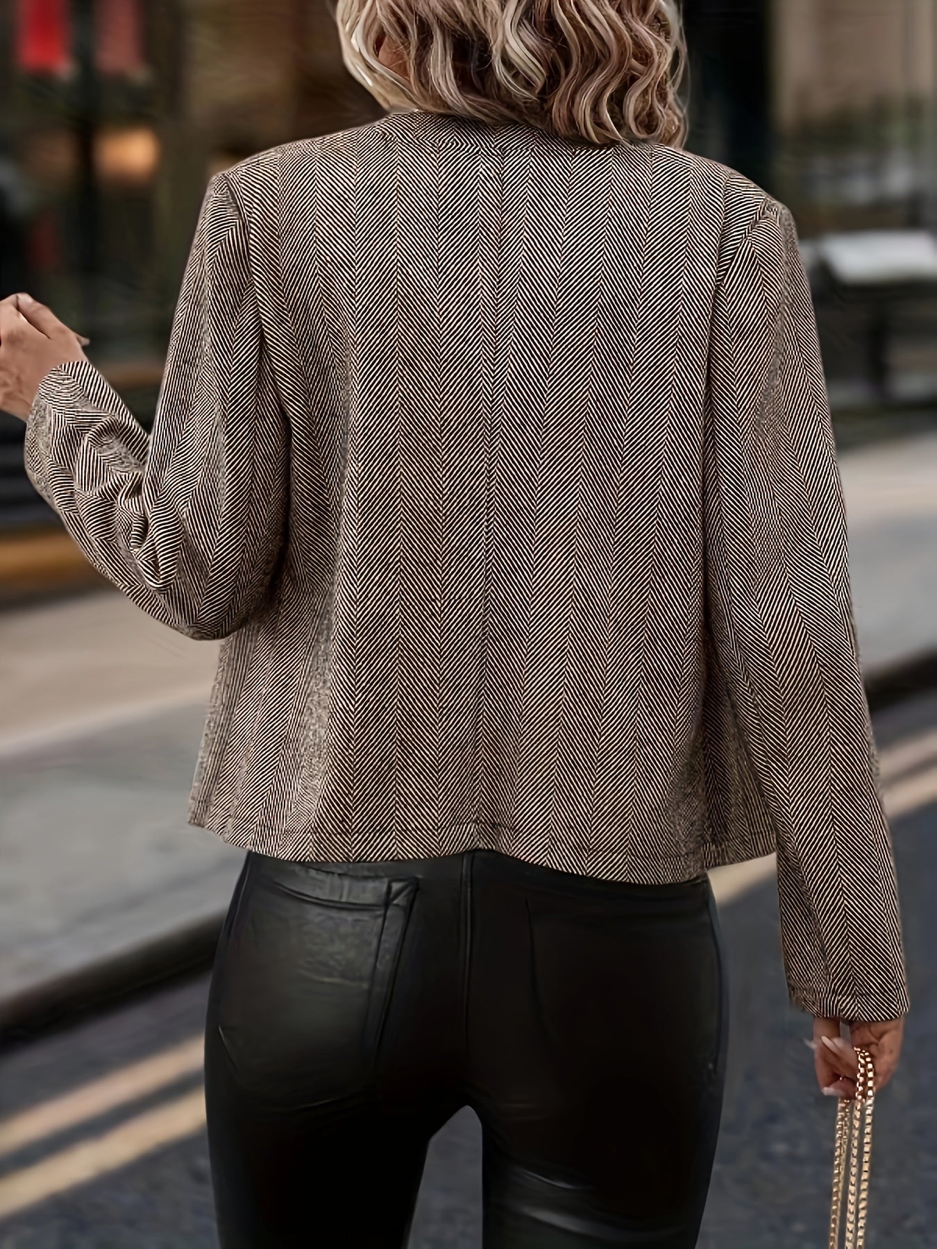 Blazer Feminino Gola Lapela – Corte Aberto, Manga Longa, Escritório & Casual