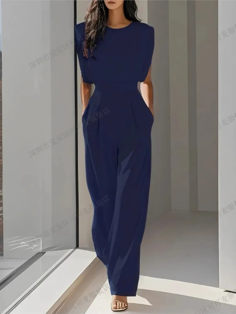 Macacão Queen Waist – Elegância Sofisticada com Silhueta Marcante