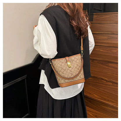 Bolsa Bucket Textura & Print Versátil