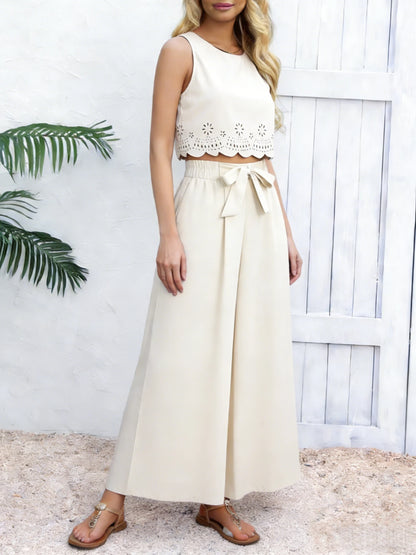 Elegant Beige Set – Cropped & Wide Leg Pants