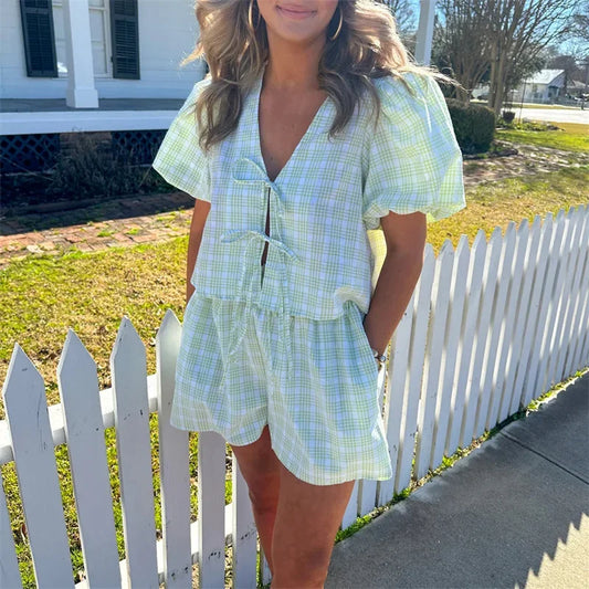 Women's 2-Piece Checkered Set Y2K – Tie-front Top &amp; Elastic Waist Shorts