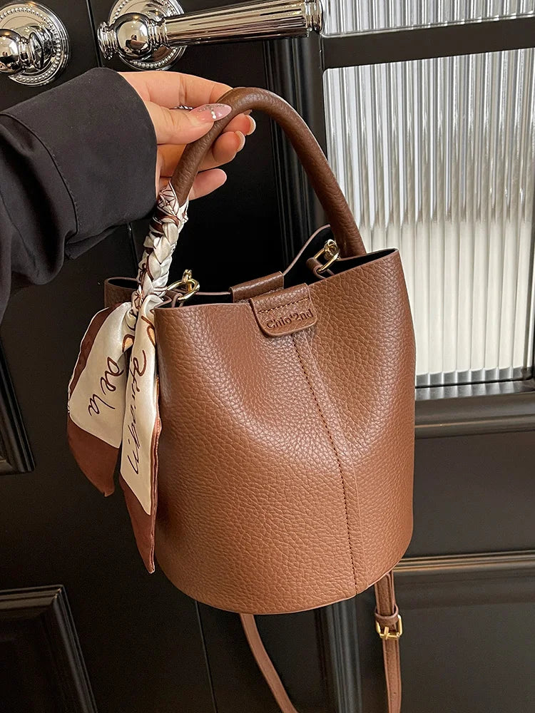 Bolsa Bucket Retro Soft Leather