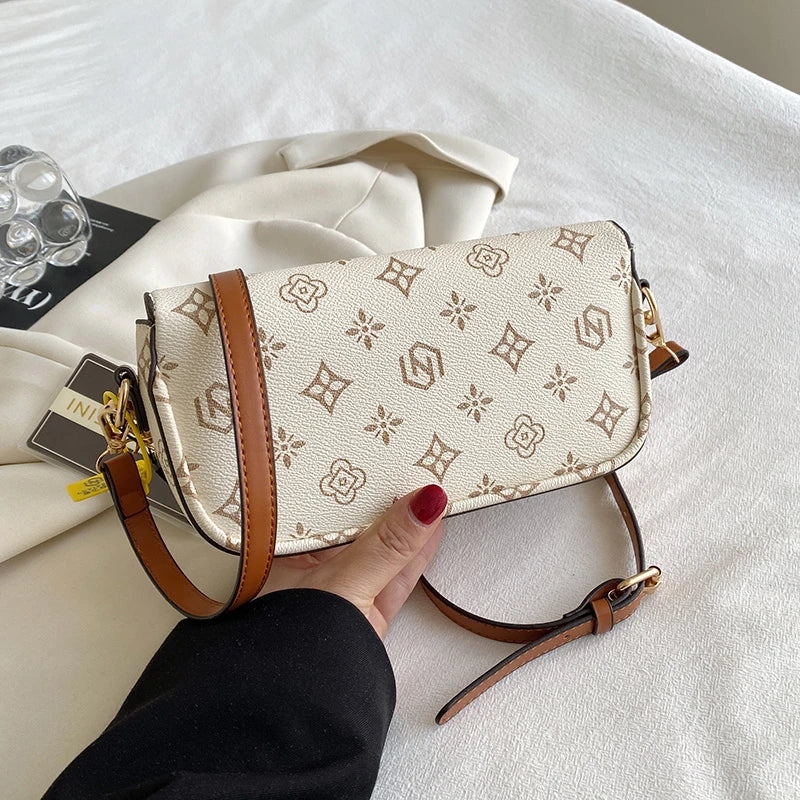 Bolsa Square Print Chic – Elegância Compacta para o Dia a Dia