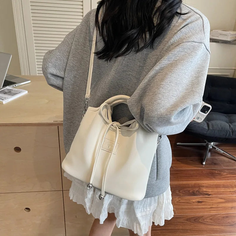 Bolsa Shoulder Bow Dumpling Luxo