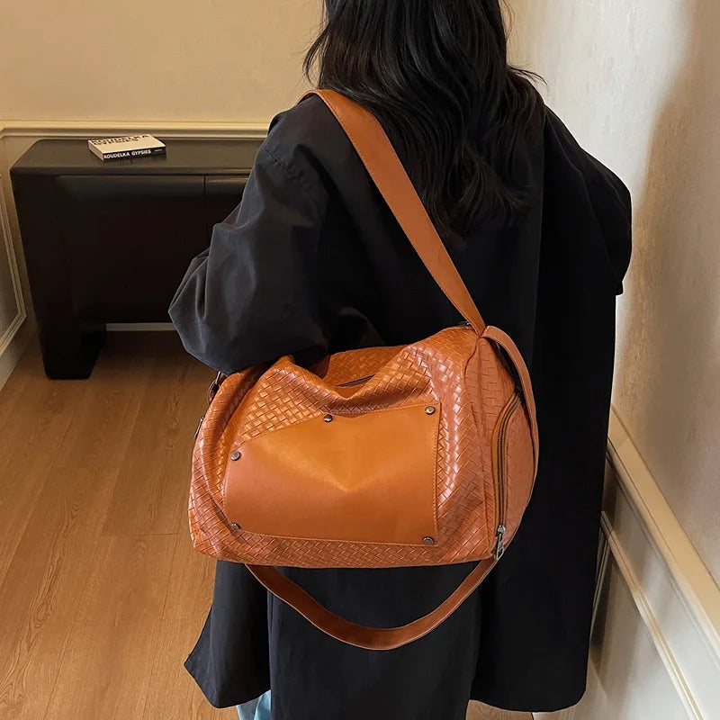 ‌Bolsa Feminina Tote 2025 – Transversal/Ombro com Múltiplos Bolsos e Leveza para o Trabalho