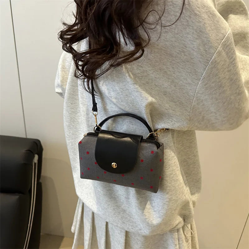 Bolsa Feminina Bucket/Underarm 2025 – Alça Multi-Way com Laço & Versatilidade