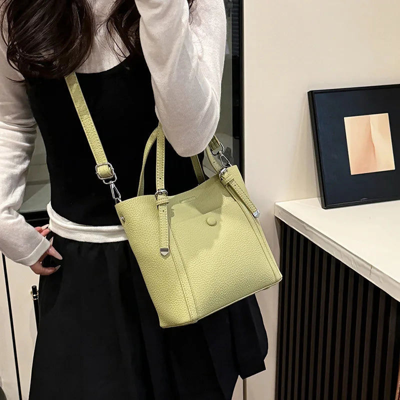 Conjunto Feminino Bucket Bag 2025 – Tote & Transversal Versátil para Dia e Noite