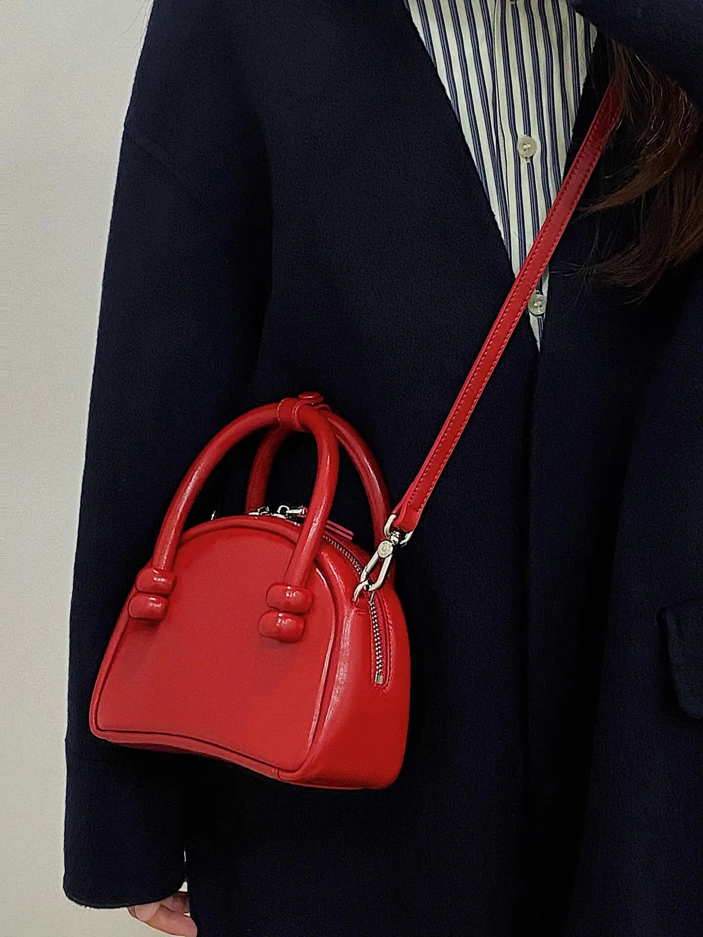 Bolsa Feminina Boston Vermelha 2024 – Tote/Transversal Estilo Unissex com Design Retro