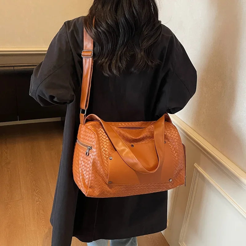 ‌Bolsa Feminina Tote 2025 – Transversal/Ombro com Múltiplos Bolsos e Leveza para o Trabalho