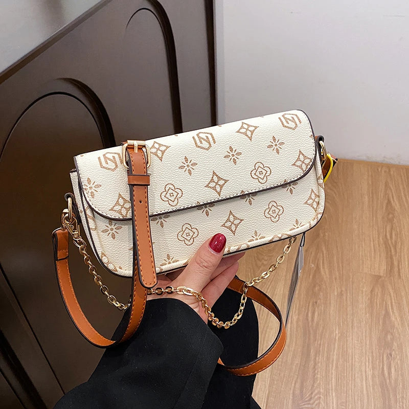 Bolsa Square Print Chic – Elegância Compacta para o Dia a Dia