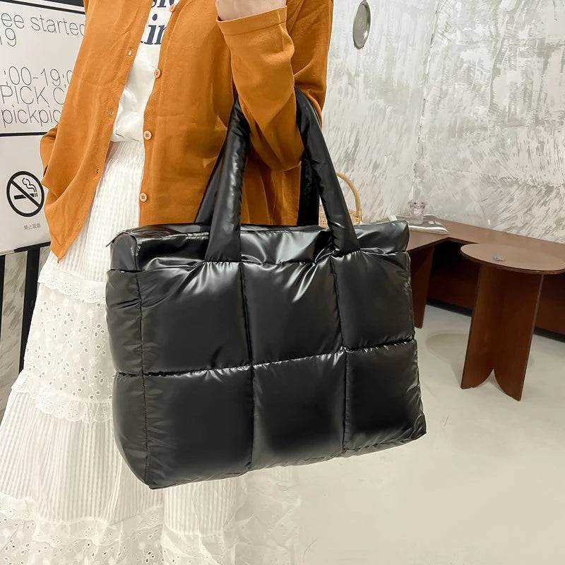 Bolsa Tote Quilted Grande Elegância