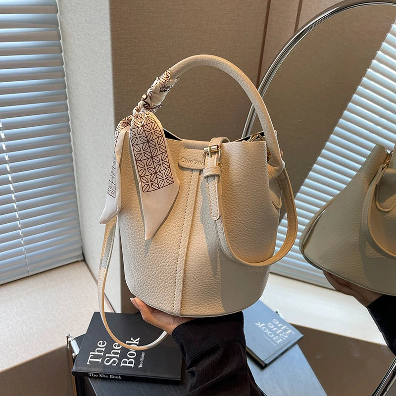 Bolsa Bucket Retro Soft Leather