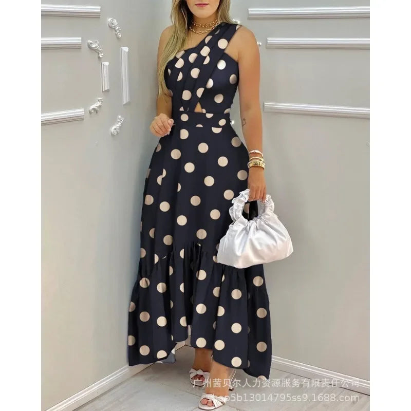 Vestido Listras & Recortes – Elegância Leve para Primavera e Verão