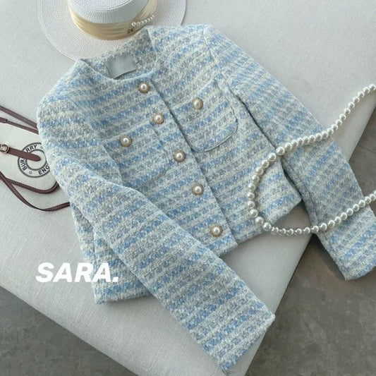 Veste cardigan courte ample en maille pour femme, idéale pour le printemps et l'automne, avec boutons nacrés. Haut tendance à col rond et manches longues. Vêtements d'extérieur décontractés.