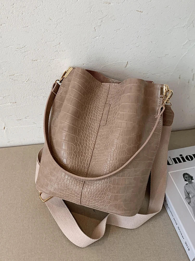 Women's Textured Croco Bag – Large Crossbody &amp; Shoulder Bag