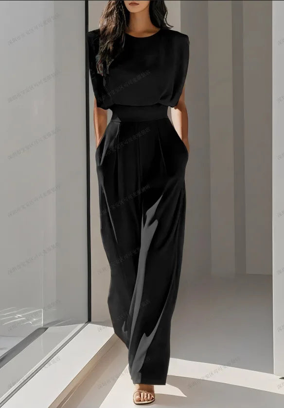 Macacão Queen Waist – Elegância Sofisticada com Silhueta Marcante