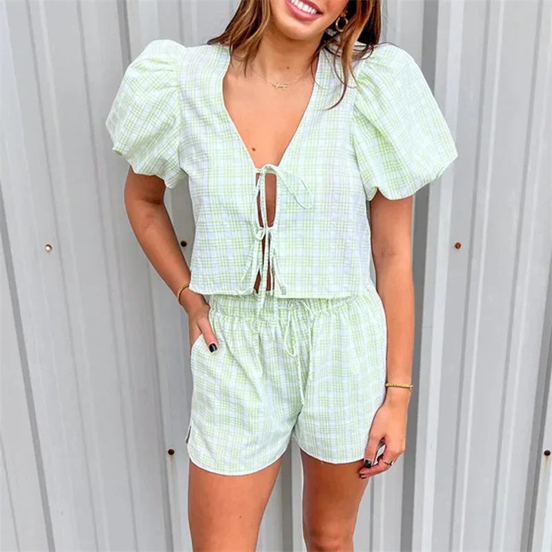 Conjunto Feminino 2 Peças Xadrez Y2K – Top Amarrado & Shorts Cintura Elástica