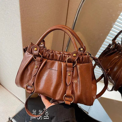 Bolsa Hobo Pleated Luxe – Sofisticação e Versatilidade com Estilo