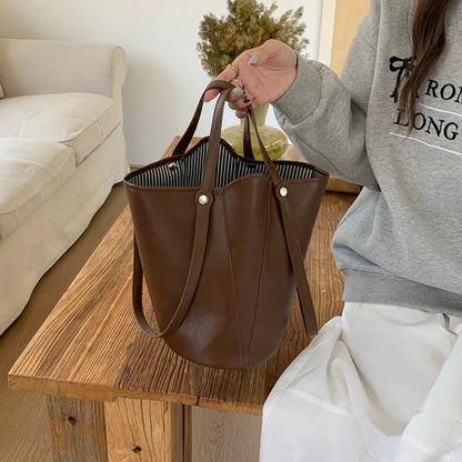 Bolsa Bucket Luxury – Sofisticação e Espaço para o Dia a Dia