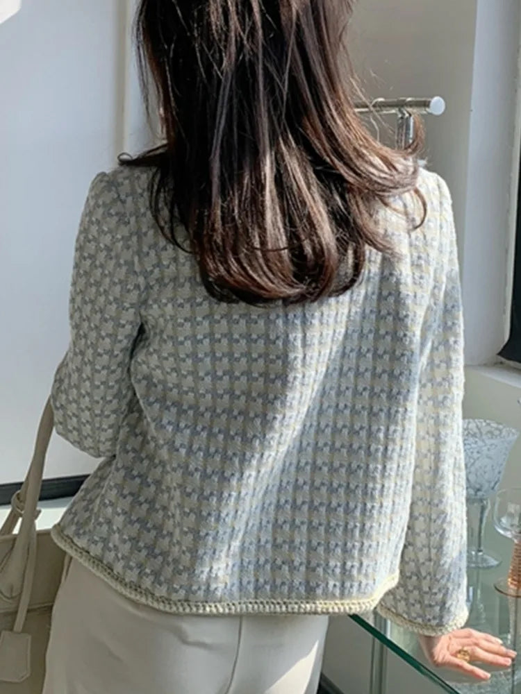 Jaqueta Tweed Francesa Vintage – Elegância Parisiense