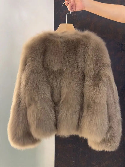 Luxe Plush Coat – Short Faux Fur & Timeless Elegance