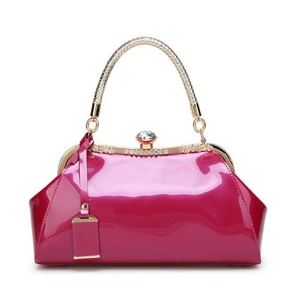 Bolsa Vintage Vermelha – Elegância Clássica