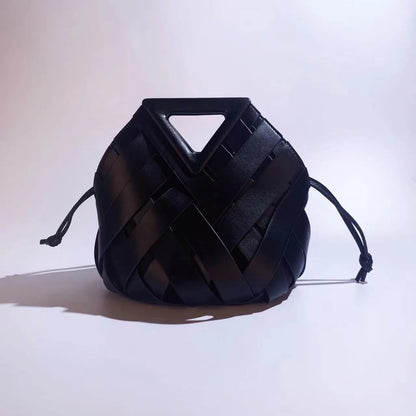 Bolsa Feminina Trançada com Fecho Magnético – Crossbody & Shoulder