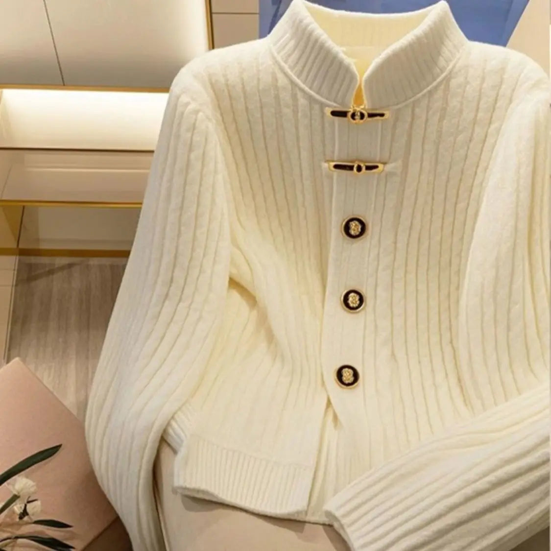 Premium Knit Cardigan – Turtleneck & Elegant Buttons