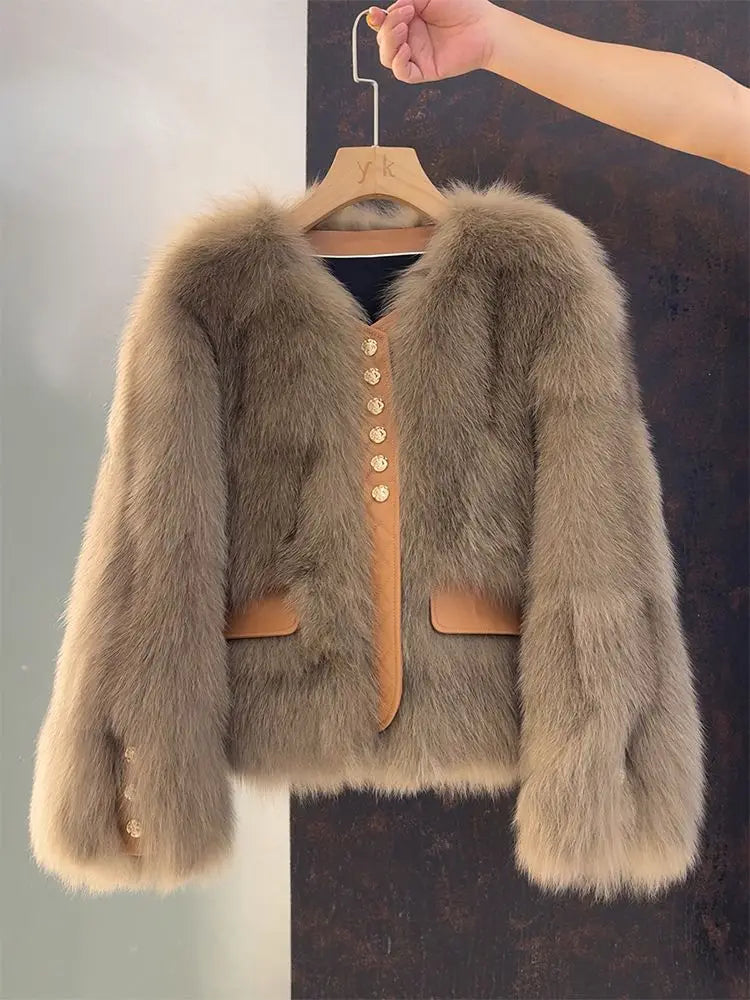 Luxe Plush Coat – Short Faux Fur & Timeless Elegance