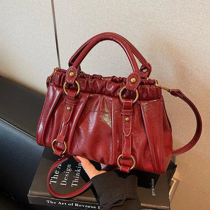 Bolsa Hobo Pleated Luxe – Sofisticação e Versatilidade com Estilo