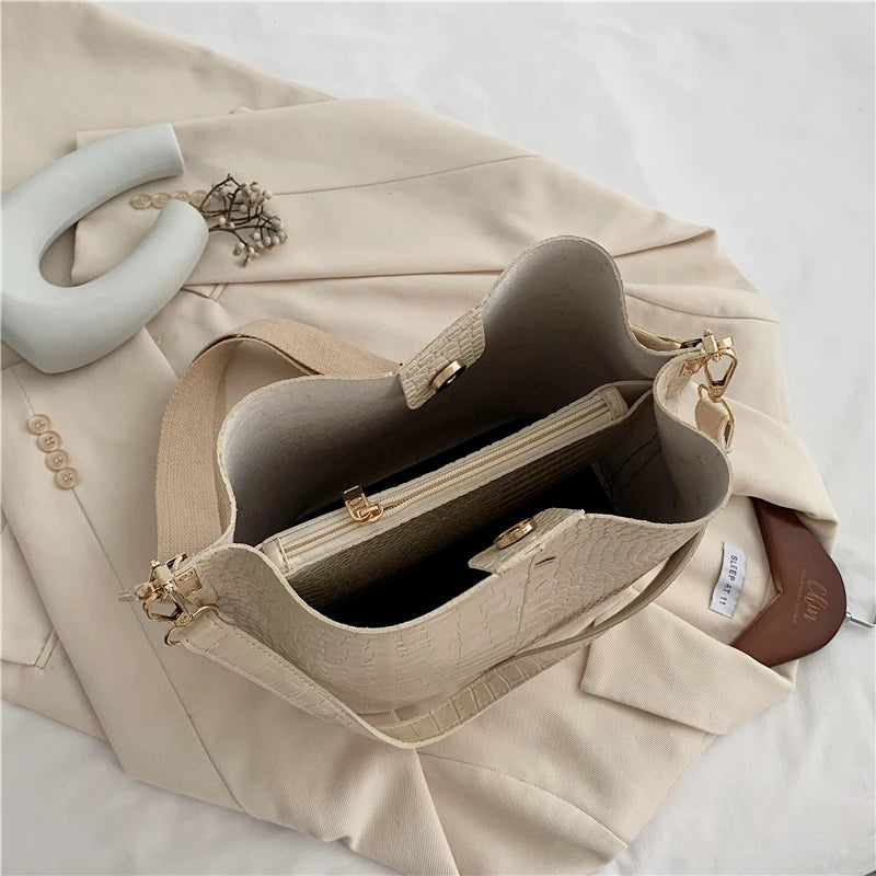 Women's Textured Croco Bag – Large Crossbody &amp; Shoulder Bag