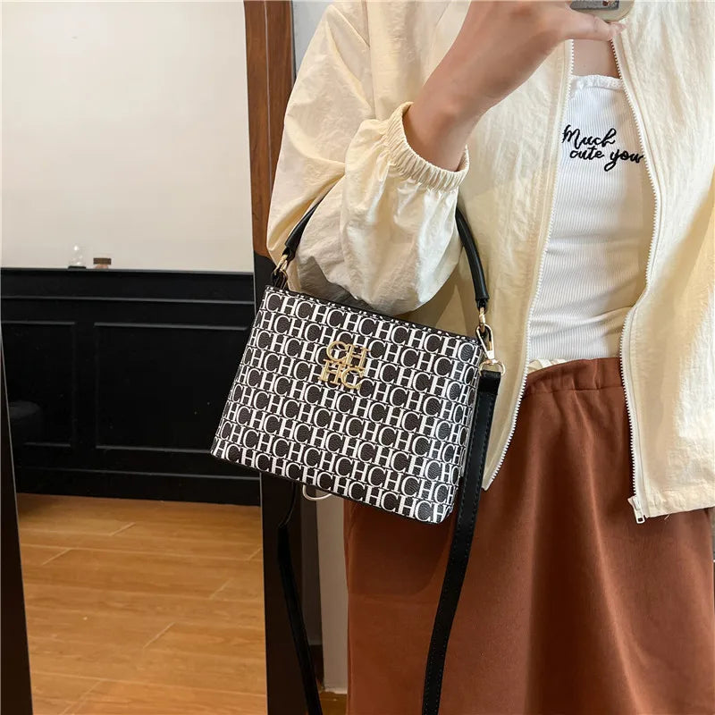 ‌Bolsa Tote Letter Print Versátil