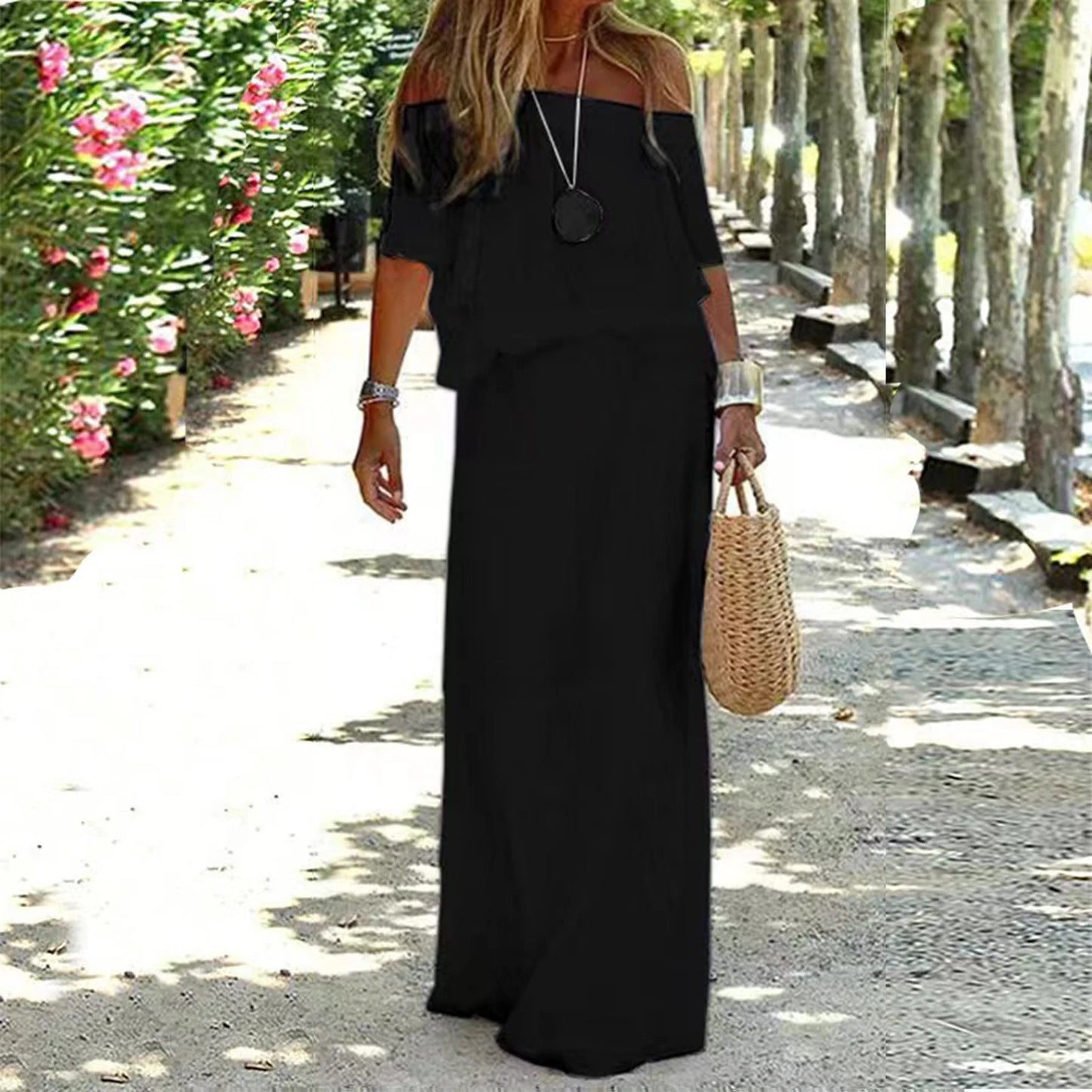 Vestido Branco Boho Elegante – Maxi Decote V com Ajuste Lace-Up