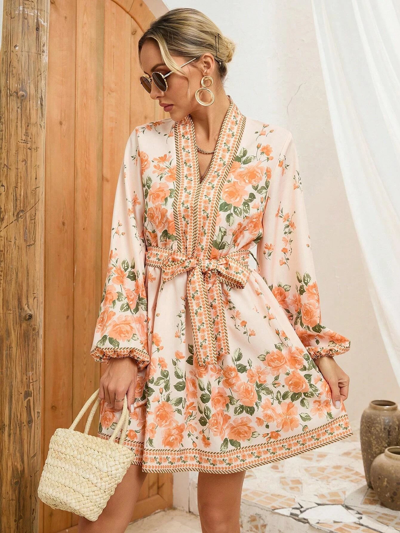 Vestido Floral Elegance – Charme & Feminilidade