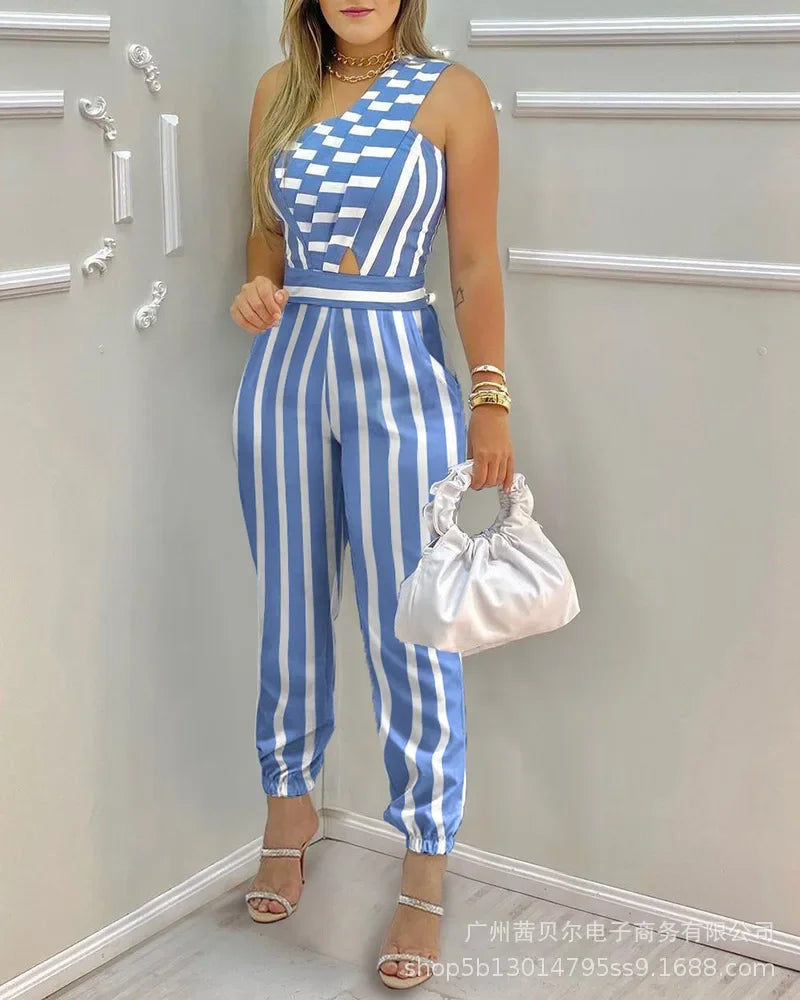 Vestido Listras & Recortes – Elegância Leve para Primavera e Verão