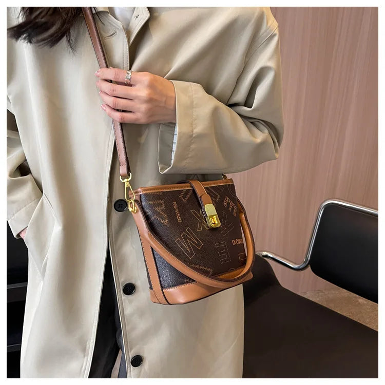 Bolsa Bucket Estampada “Autumn” – Versátil Dia & Noite