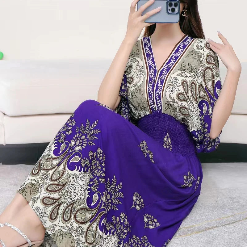 Vestido Midi Vintage com Estampa Retro e Decote V