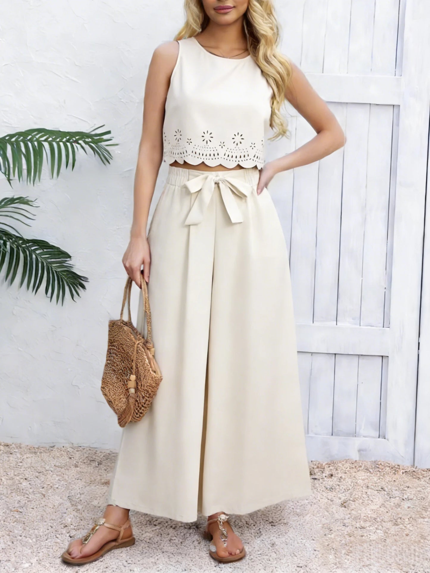 Elegant Beige Set – Cropped & Wide Leg Pants