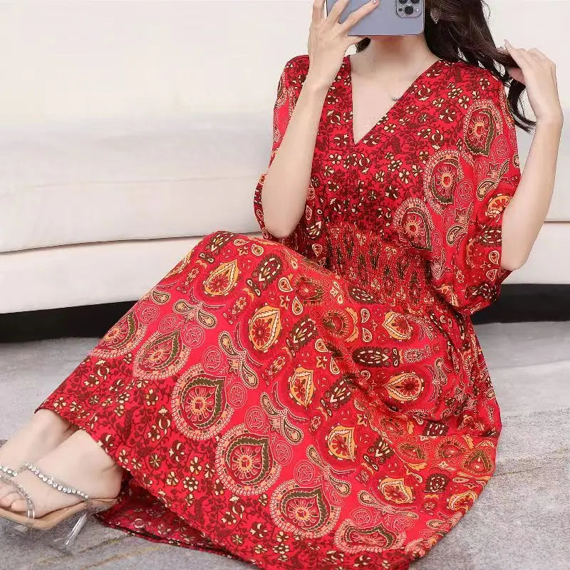 Vestido Midi Vintage com Estampa Retro e Decote V