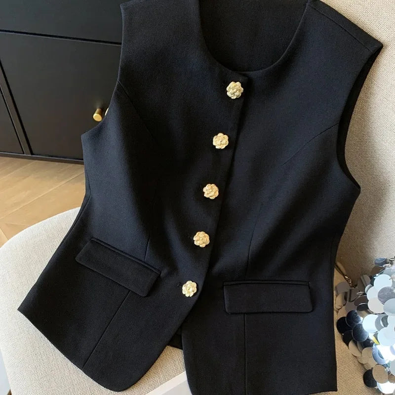 Colete Luxury Chic – Elegância & Detalhe