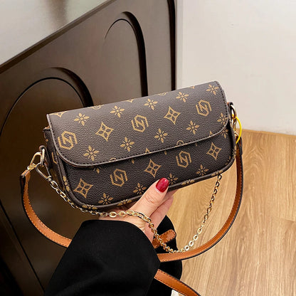 Bolsa Square Print Chic – Elegância Compacta para o Dia a Dia